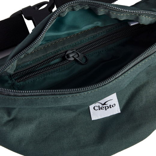 Cleptomanicx C.I. Patch scarab green Riñonera